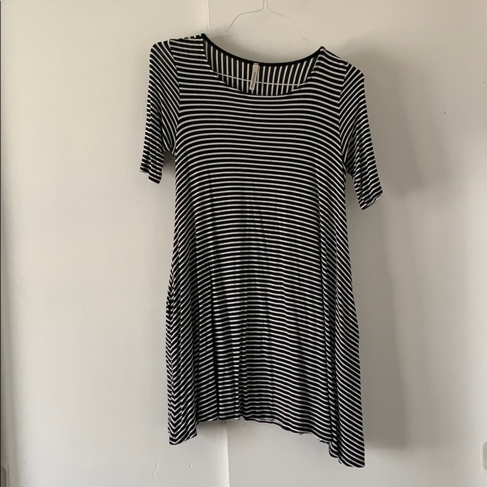 Striped Dress WITH POCKETS